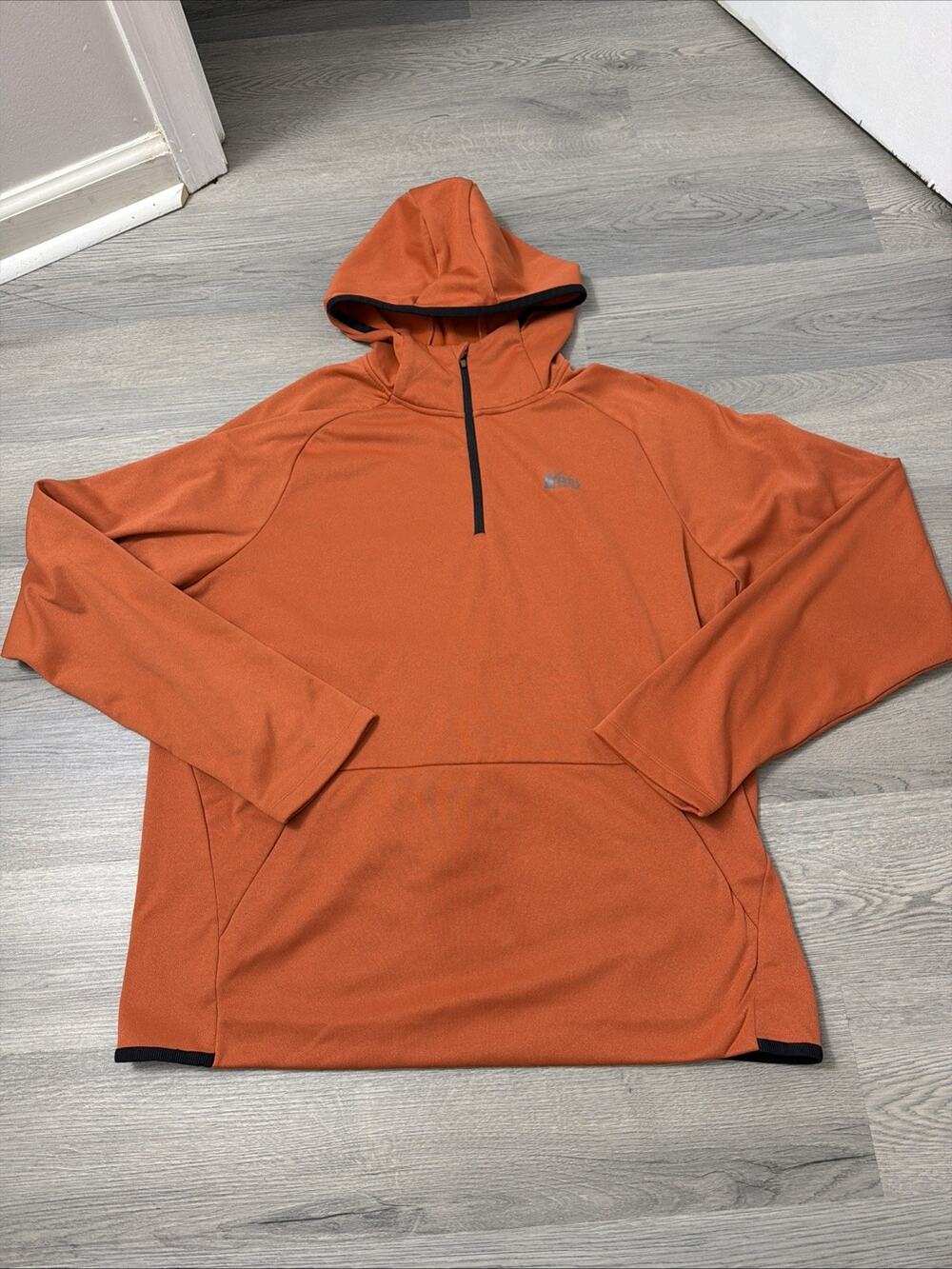 REI Co-op Hoodie Sweatshirt Men's Large Orange 1/4 Zip Fleece Pullover Thumb Hol